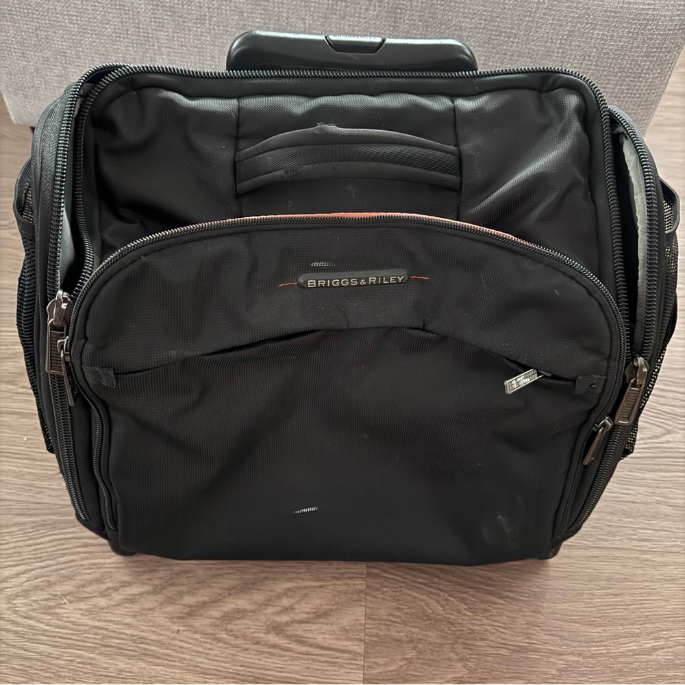 Briggs & Riley Black Rolling small traveling bag